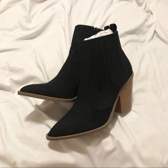 JustFab Shoes - Justfab Black Ankle Booties